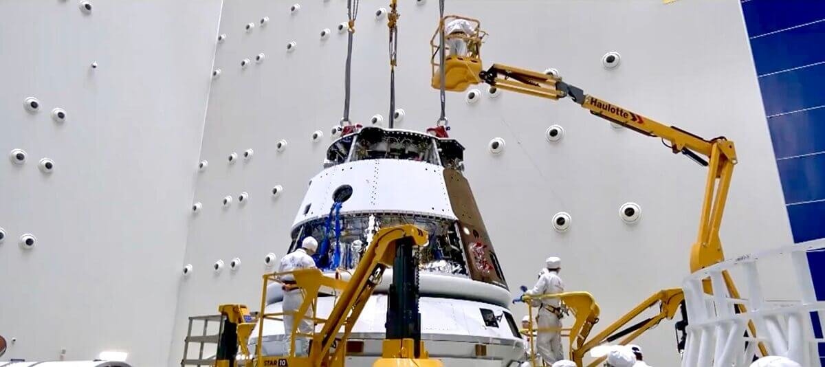 Con capacidad para tres astronautas, la capsula tripulada de nuevo diseño Mengzhou permanecerá en órbita alrededor de la Luna con un solo tripulante y luego será el salvavidas de todos para regresar a la Tierra - PHOTO/CMS