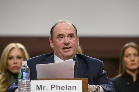 El hasta ahora secretario de la Marina, John Phelan