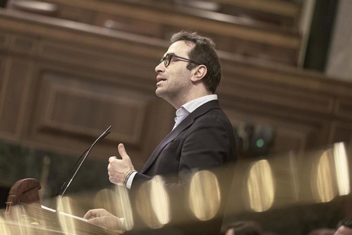 Cuerpo afirma que el Gobierno "intentará" presentar los PGE antes del verano y que ya estarían sin la guerra El vicepresidente primero y ministro de Economía, Carlos Cuerpo