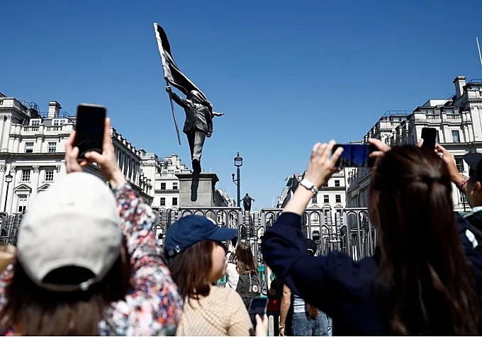 La obra de Banksy es la nueva atracción turística de Londres.