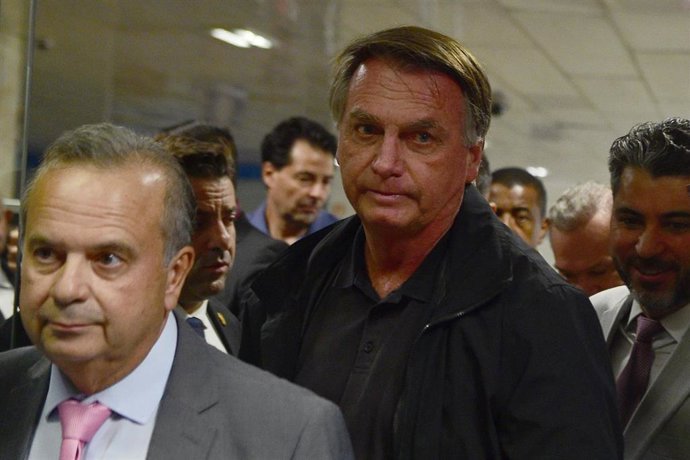 Bolsonaro es ingresado este viernes para someterse a una cirugía en su hombro Archivo - Jair Bolsonaro.