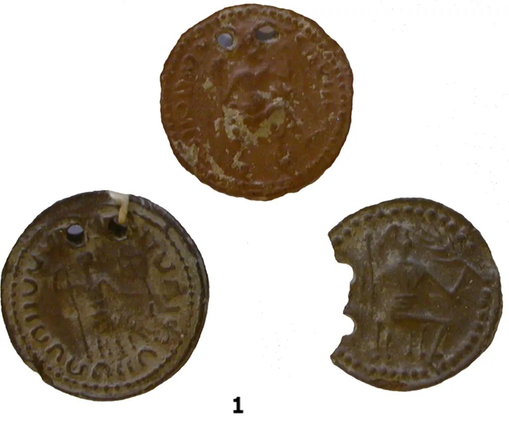 Adaptaciones de monedas romanas procedentes del sur y el sureste asiático.
