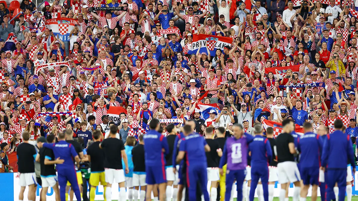 Los aficionados de Croacia celebran después del partido - REUTERS/ PIROSCH VIKTORIA