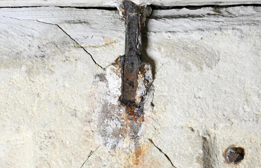 Grapa oxidada
