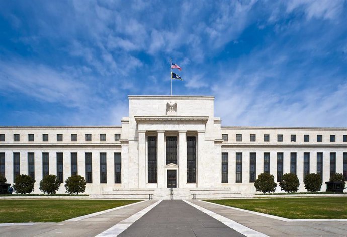 La Fed mantiene sin cambios los tipos por cuarta vez consecutiva en la primera reunión de Kevin Warsh Archivo - Edificio de la Reserva Federal de Estados Unidos (Fed) en Washington.