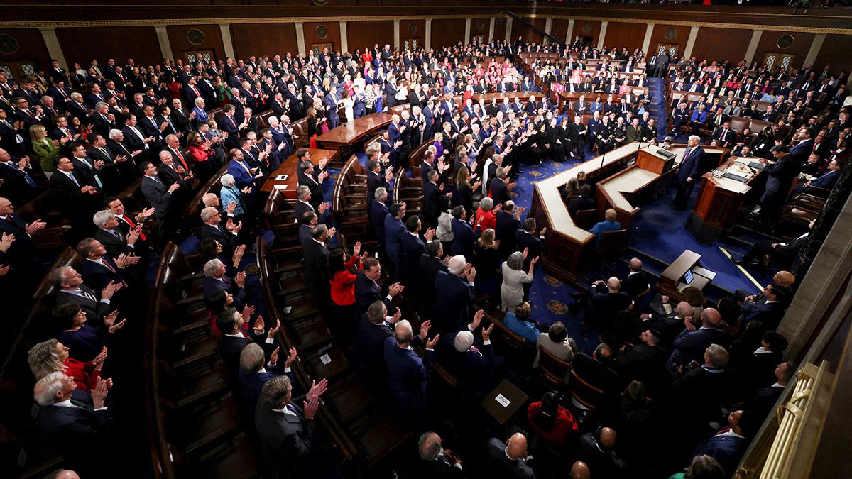 <p>Sesión conjunta del Congreso, en la Cámara de Representantes del Capitolio de Estados Unidos en Washington, DC, EE.UU - REUTERS/ EVELYN HOCKSTEIN</p>

