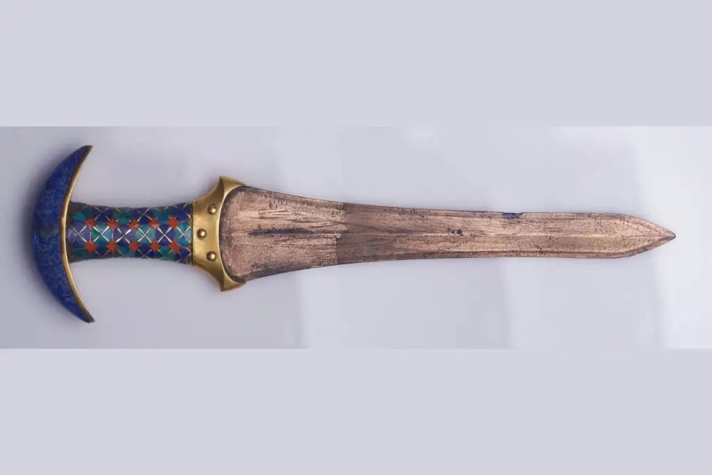 La daga hallada en la tumba de la princesa Ita