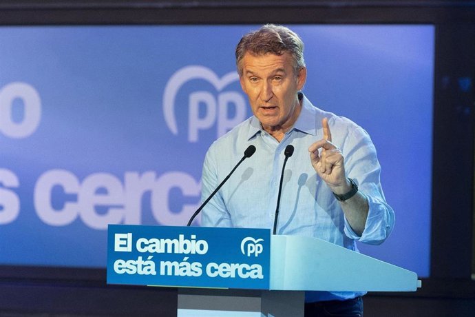 El líder del PP, Alberto Núñez Feijóo, clausura el II Foro de Diputaciones, Cabildos y Consells del PP