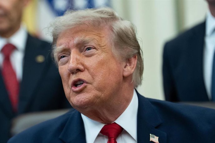 Trump anuncia la investigación de una "posible" presencia de drones iraníes en Cuba El presidente de Estados Unidos, Donald Trump, atiende a los medios desde el Despacho Oval
