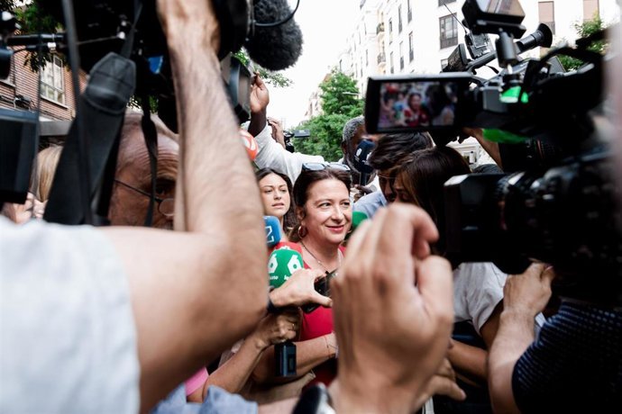 La UCO señala que el PSOE pagó a Leire Díez los 43.225 euros a través de empresas de Zarrías y el exabogado de Koldo Archivo - La exconcejal socialista Leire Díez a su salida de la sede del PSOE en Ferraz, a 3 de junio de 2025, en Madrid (España).