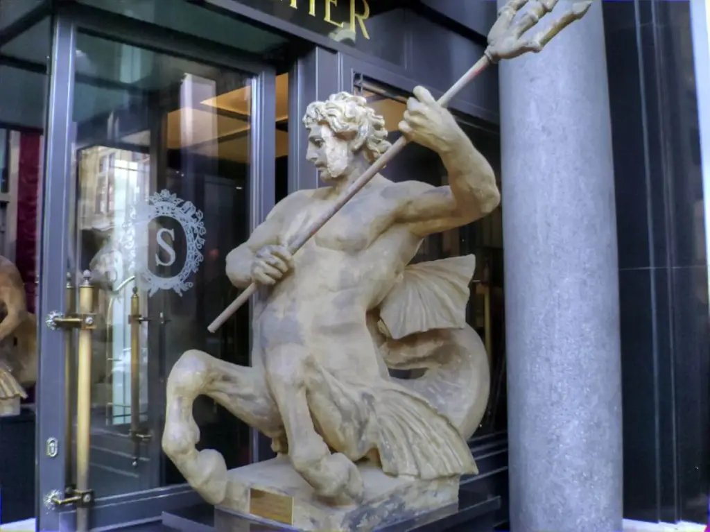 Ictiocentauro en el Hotel Sacher de Viena