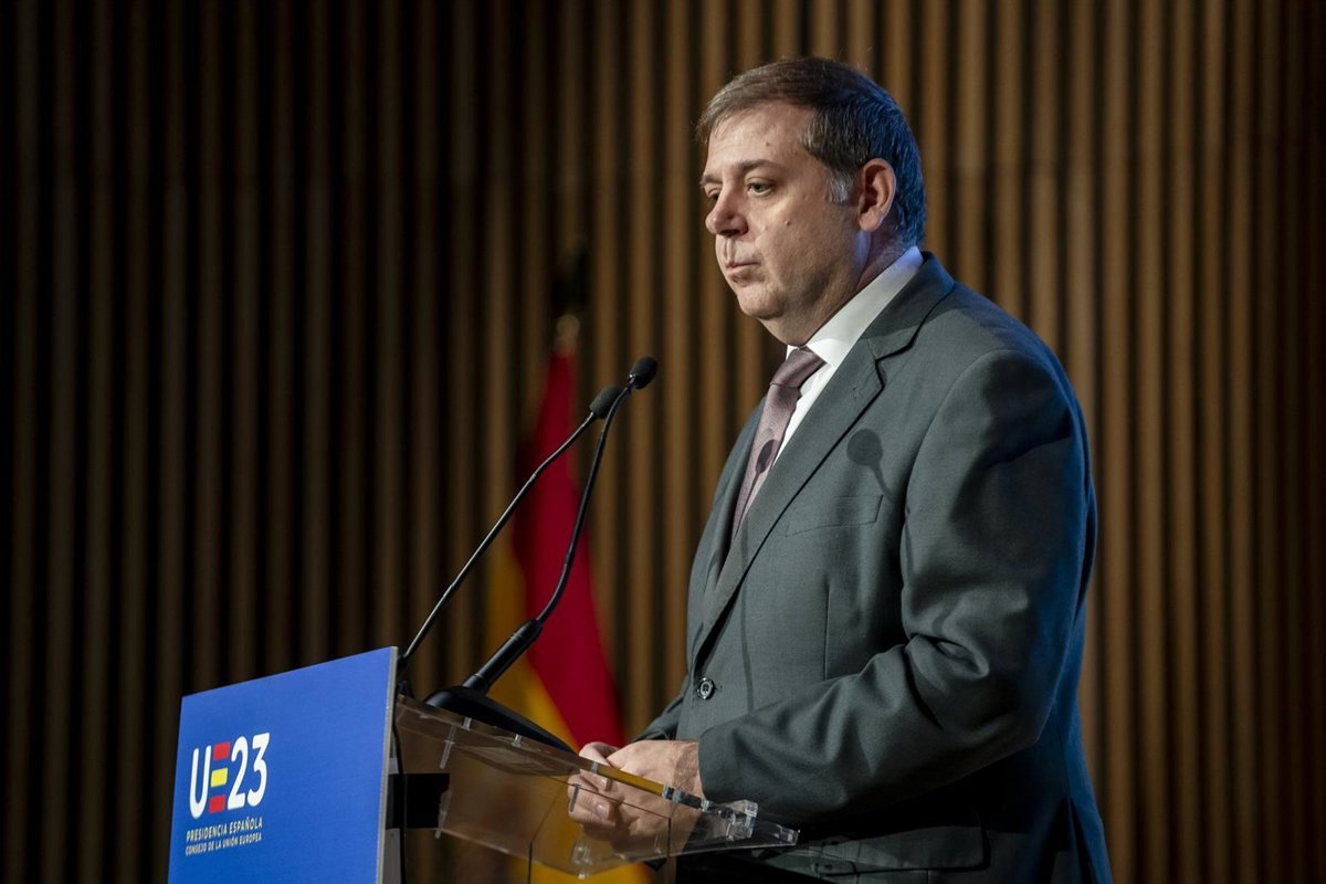 Anticorrupción pide al juez que impute al exjefe de gabinete de Sánchez en el 'caso Leire Díez'