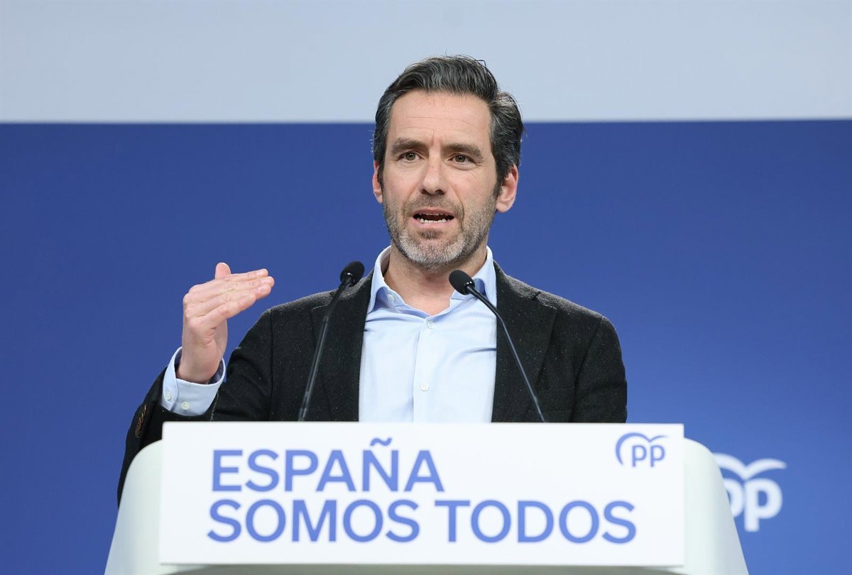 El PP dice que los artículos de Rajoy son "sarcásticos" y minimiza la polémica por sus palabras sobre selección francesa
