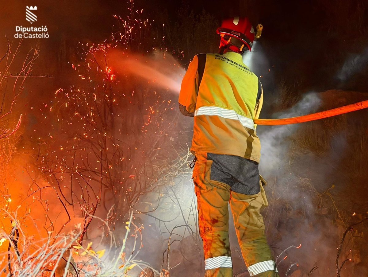 Estabilitzat l'incendi forestal de Soneja