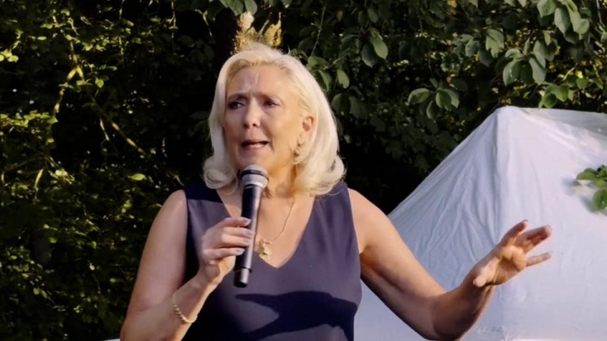 Expectación en Francia ante la sentencia que decidirá el futuro de Le Pen