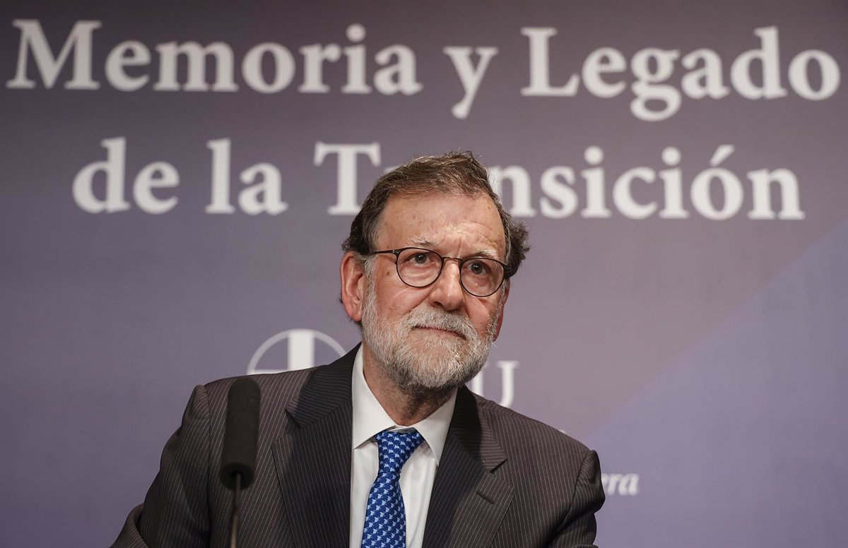 Francia considera "absolutamente inaceptables" las palabras de Rajoy sobre la selección francesa