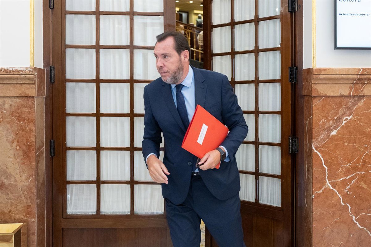 Óscar Puente carga contra Ayuso: "Si hay una mamarracha en España, esa eres tú"