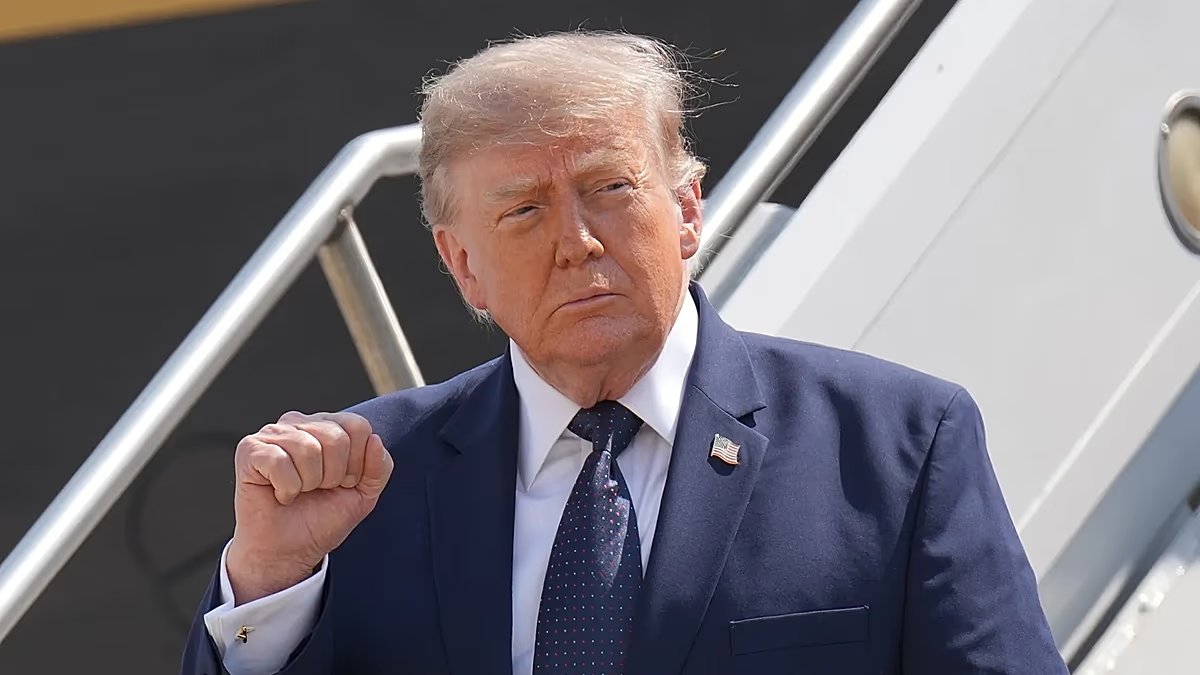 Trump cuestiona la táctica de Tuchel tras la semifinal perdida de Inglaterra ante Argentina