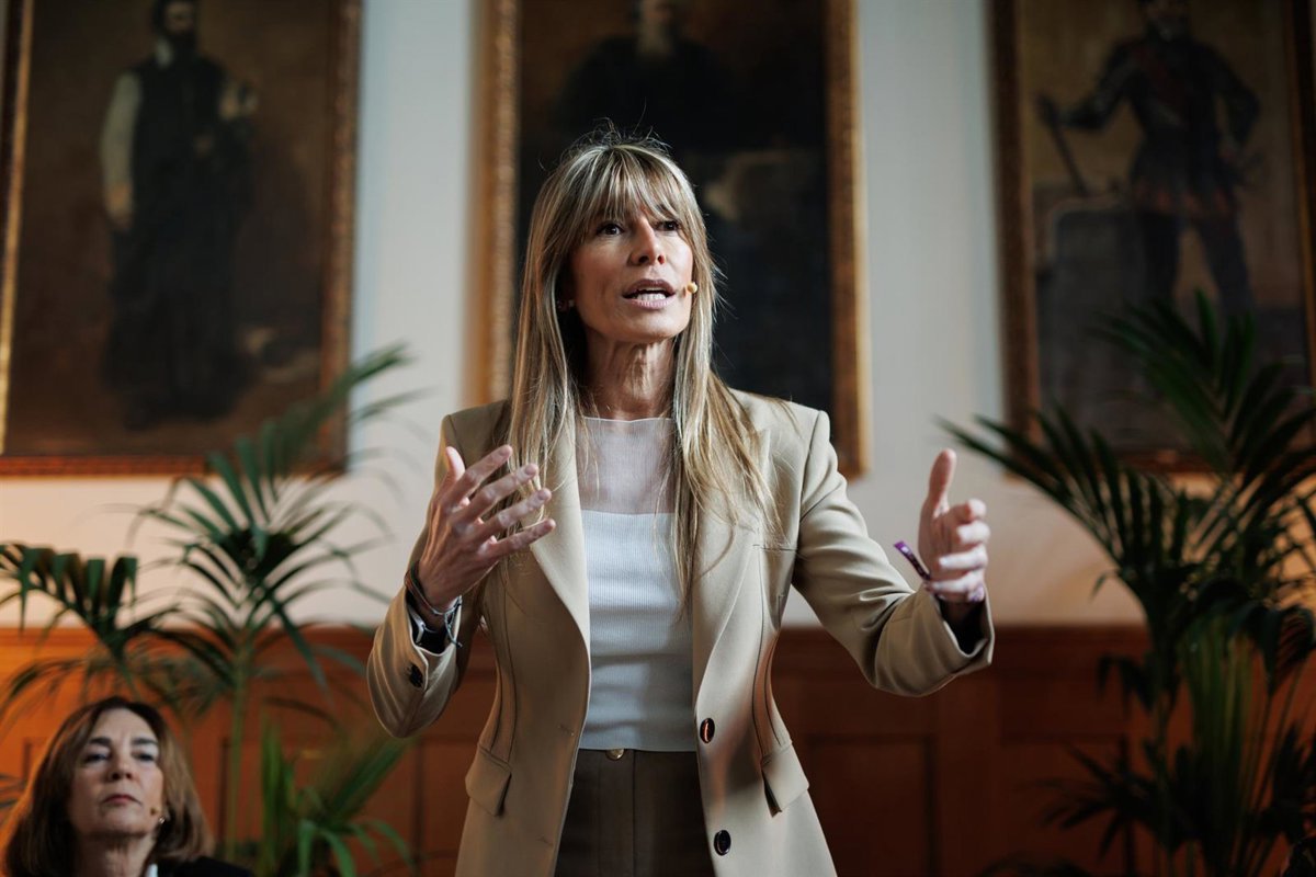 Un juez sustituto decidirá si permite a Begoña Gómez viajar porque Peinado está de vacaciones