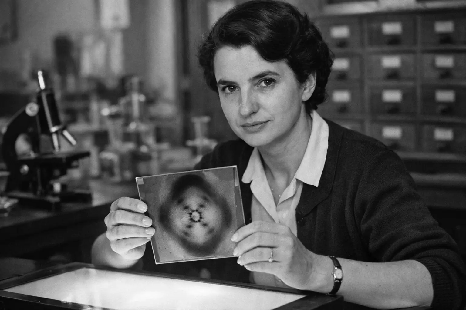 Una fotografía olvidada redefine la historia del ADN